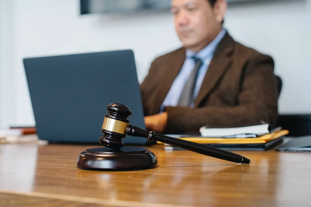 How much does a family lawyer cost